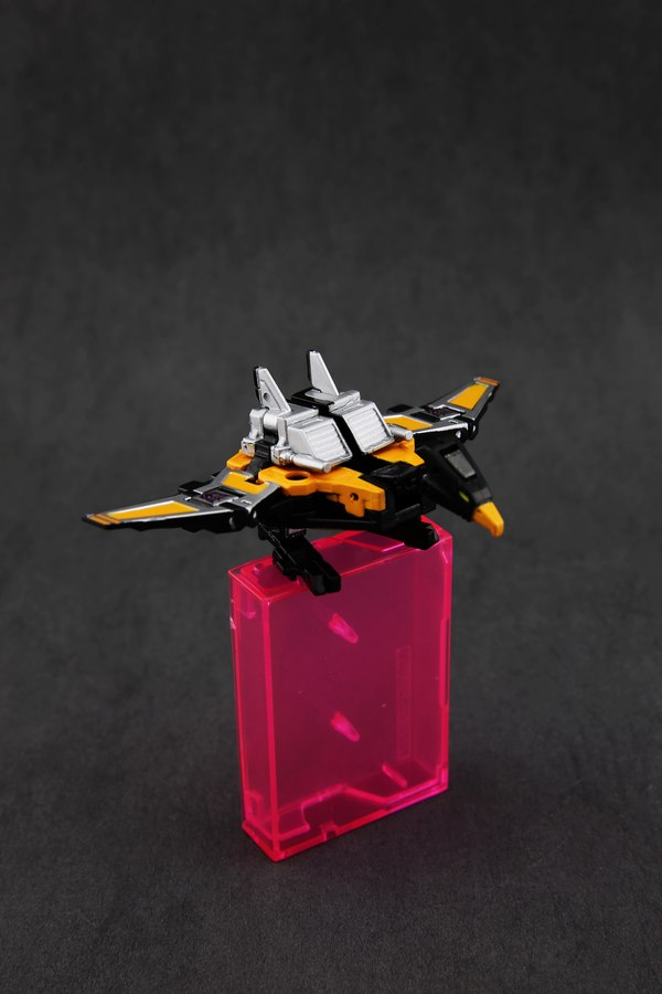 Transformers Masterpiece MP 16 Frenzy And Buzzsaw BIGGER In Hand Image  (22 of 25)